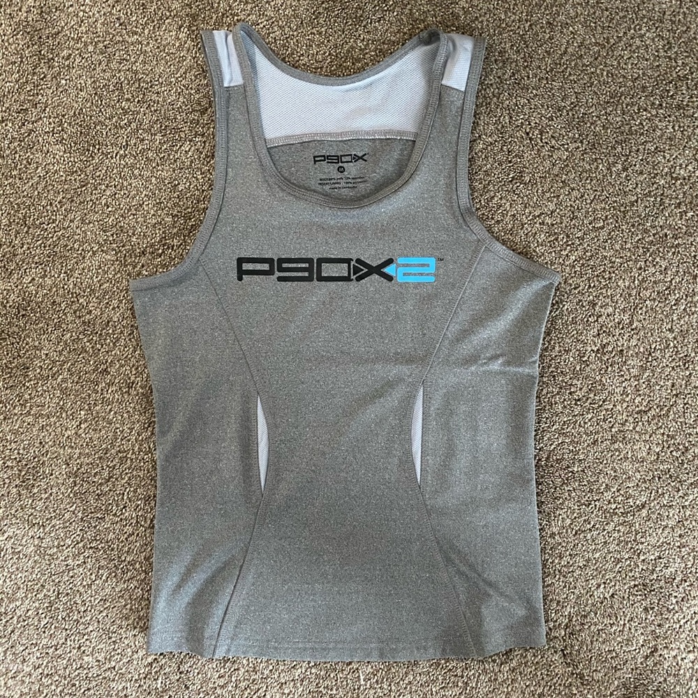 P90X2 Tank size medium